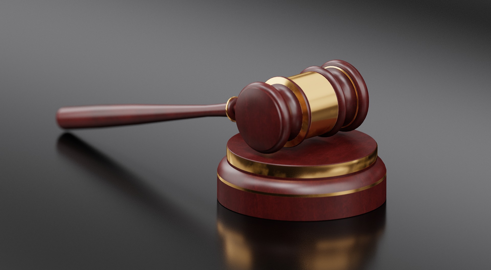 gavel-g2c5c22ee4_1920